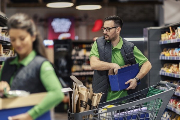 retail-aggression-customers2